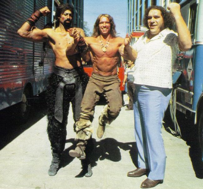 Young Arnold Schwarzenegger (15 pics)