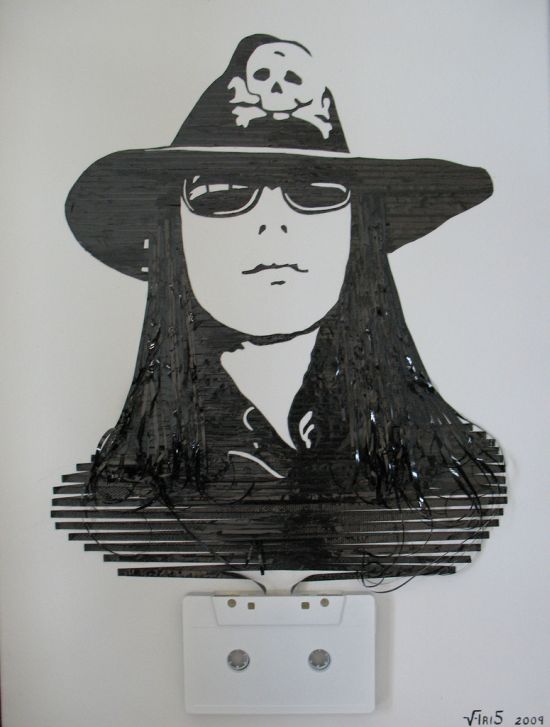 Portraits Made Out of Cassette Tapes (31 pics)