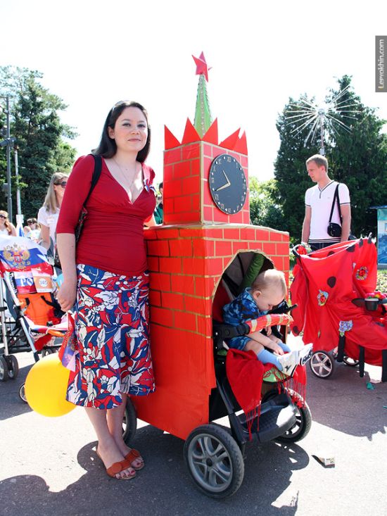 Custom Strollers Parade in Russia (55 pics)