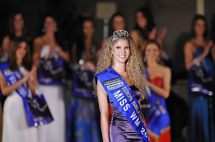 Miss World Cup 2010 (10 pics)