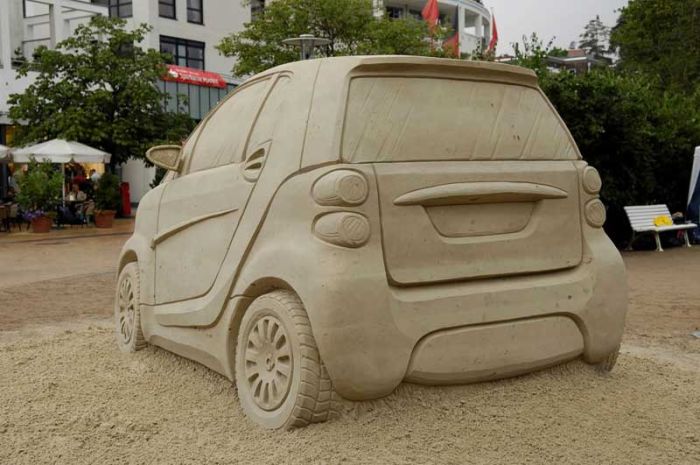 Smart Sand Sculpture (7 pics)