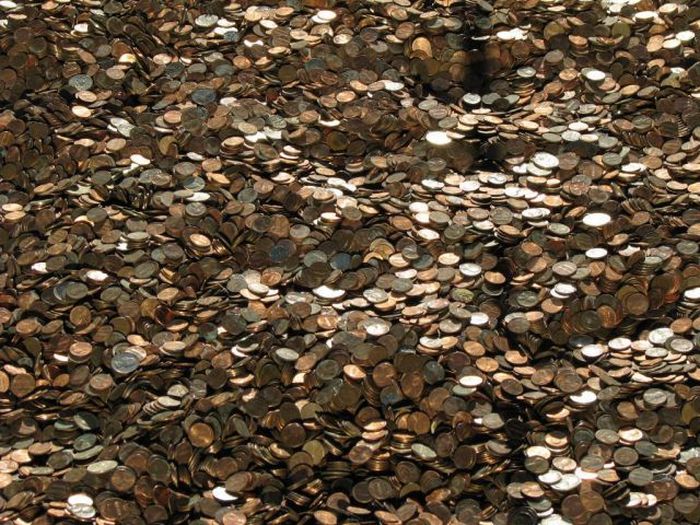 One Hundred Million Pennies (23 pics)