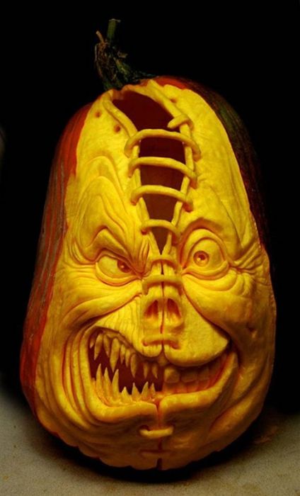 Incredible Pumpkin Carvings (19 pics)