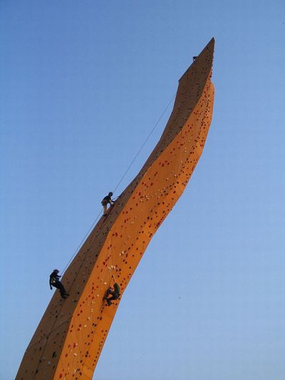 World's Highest Climbing Wall (11 pics)