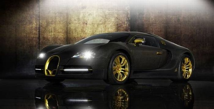 Bugatti Veyron in Gold (17  pics)
