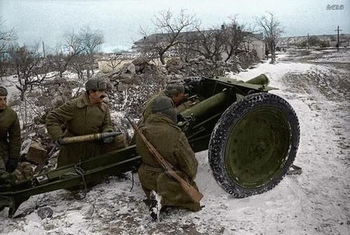 World War II in Color (77 pics)
