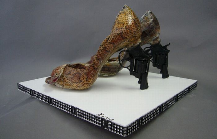 Gun Shoes (20 pics)