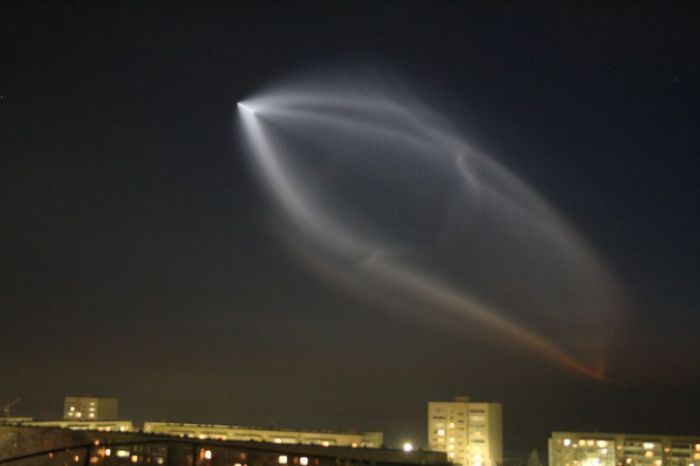Space Launch as Seen from the Windows in Russia (23 pics)