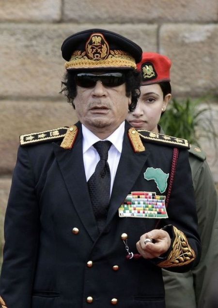 Ternyata Pengawal Khadafi Semuanya Wanita 7wolu.blogspot.com