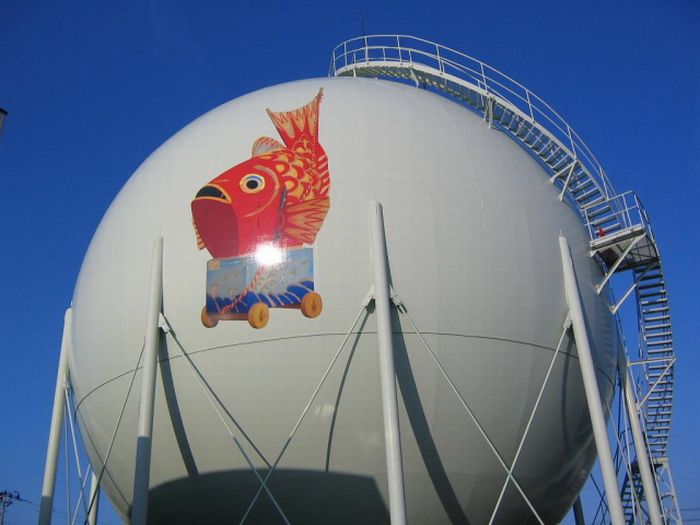 Decorated Gas Tanks in Japan (21  pics)