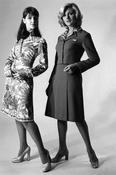 Stewardess Outfits From Then and Now (17 pics)