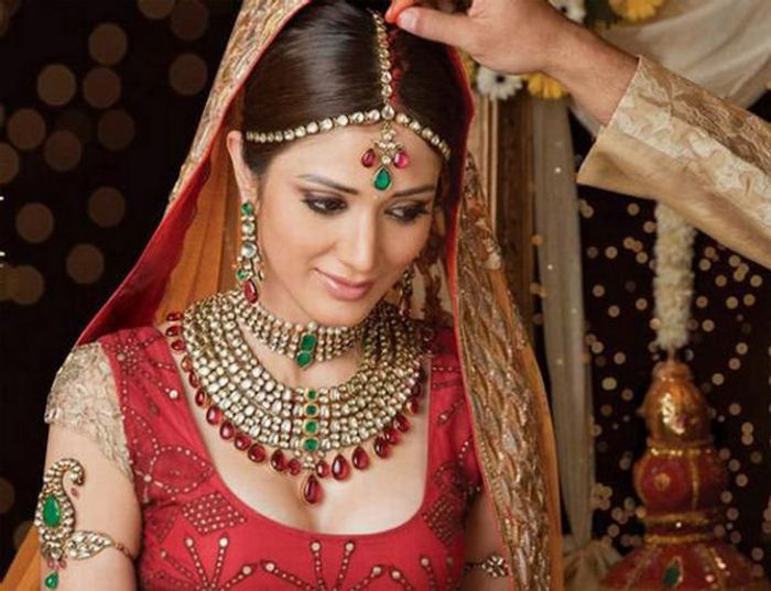 Beautiful Indian Brides (18 pics)