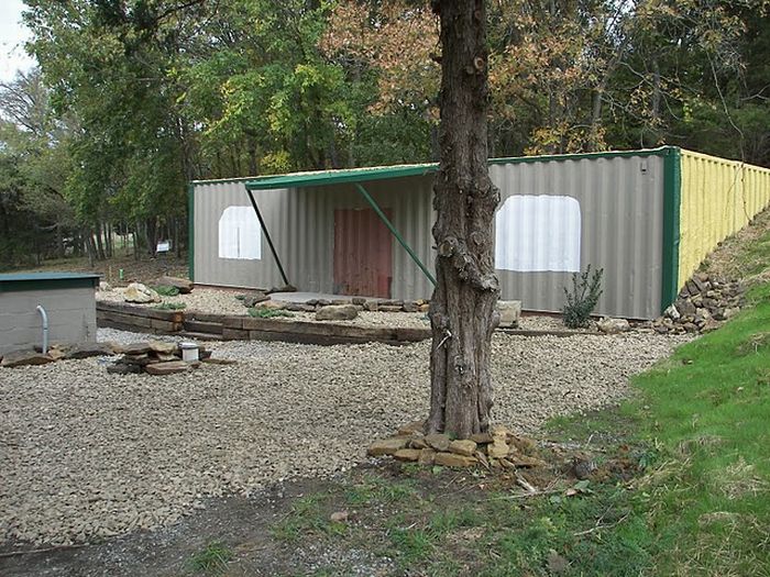 Home Built from Two Shipping Containers (134 pics) Home Built from Two Shipping Containers (134 pics)