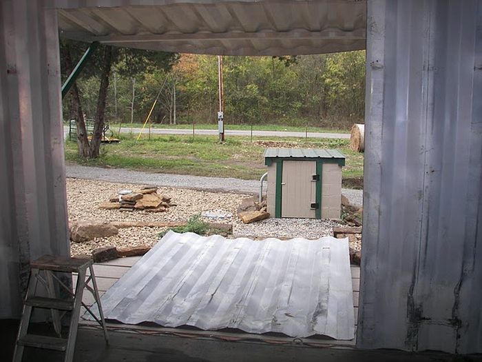 Home Built from Two Shipping Containers (134 pics) Home Built from Two Shipping Containers (134 pics)