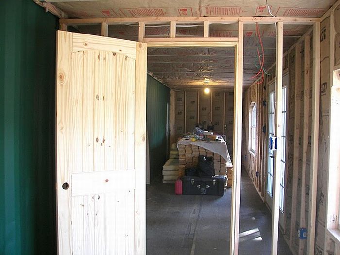 Home Built from Two Shipping Containers (134 pics) Home Built from Two Shipping Containers (134 pics)