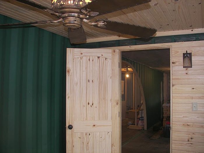 Home Built from Two Shipping Containers (134 pics) Home Built from Two Shipping Containers (134 pics)
