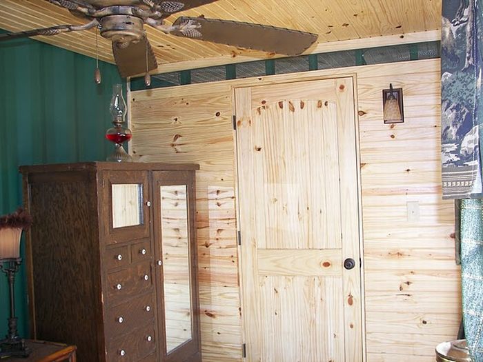 Home Built from Two Shipping Containers (134 pics) Home Built from Two Shipping Containers (134 pics)