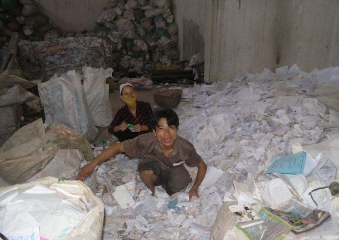 Chinese Toilet Paper Factory (24 pics)