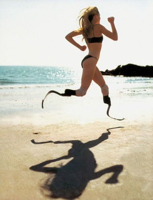 Aimee Mullins. The Story of a Strong Woman (23 pics)