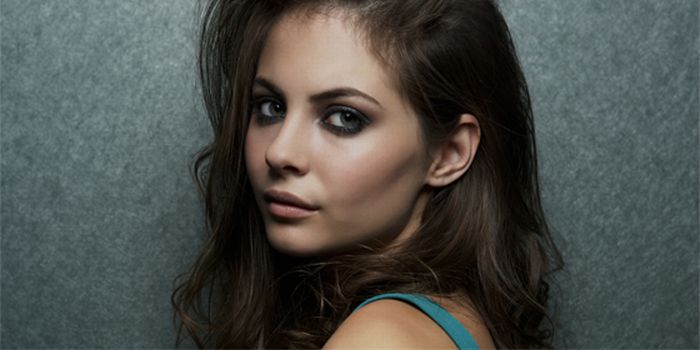 Willa Holland Hollywood Actress Hot Pictures