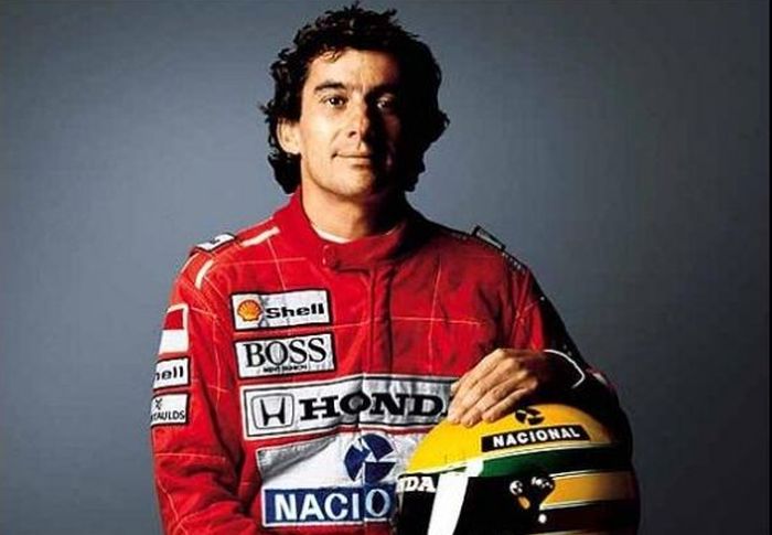 Ayrton Senna - True Hero (6 pics)