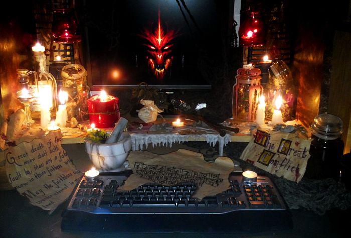 Diablo 3 Fan (13 pics)