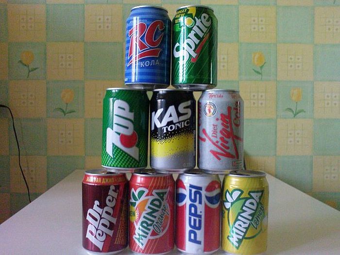 Collection of Cans from the 80s-90s (21 pics)