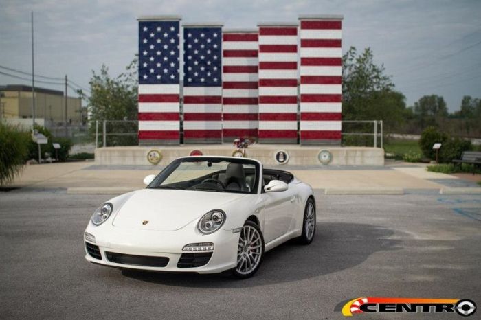 Κέντρο Seat Porsche 911 Cabrio (20 pics)