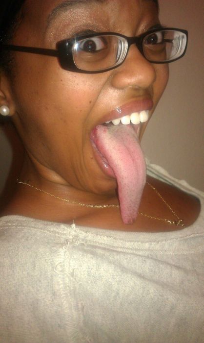 The Longest Tongue in the World (19 pics)