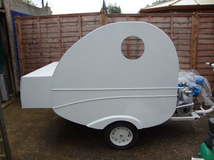 An Old Scooter Transformed into a Mobile Home (28 pics)