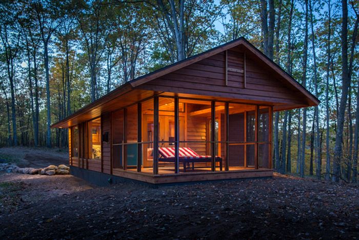 Cabin in the Woods (12 pics)