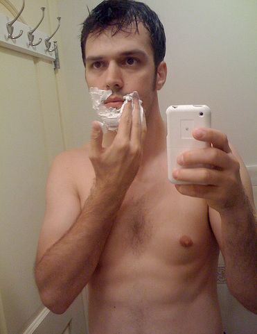 Shaving cream addict (5 pics)