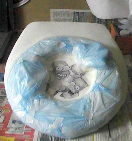 Toilet Seat Cover for Simpsons Fans  (22 pics)