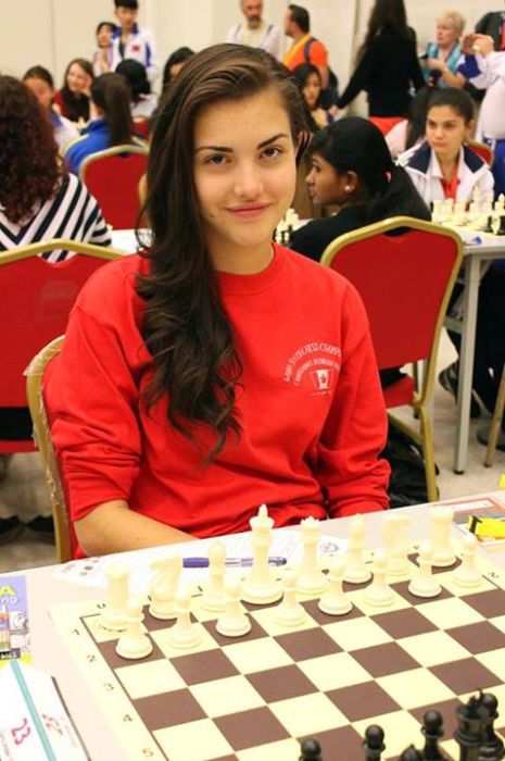 This Is The Hottest Chess Player On The Planet 20 Pics-8921