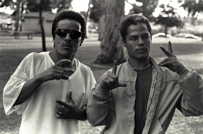 Los Angeles Gangs From The 1990s (16 pics)