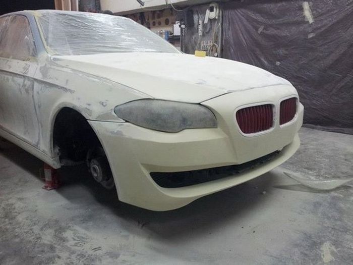 From BMW E39 Into BMW F10 (12 pics)